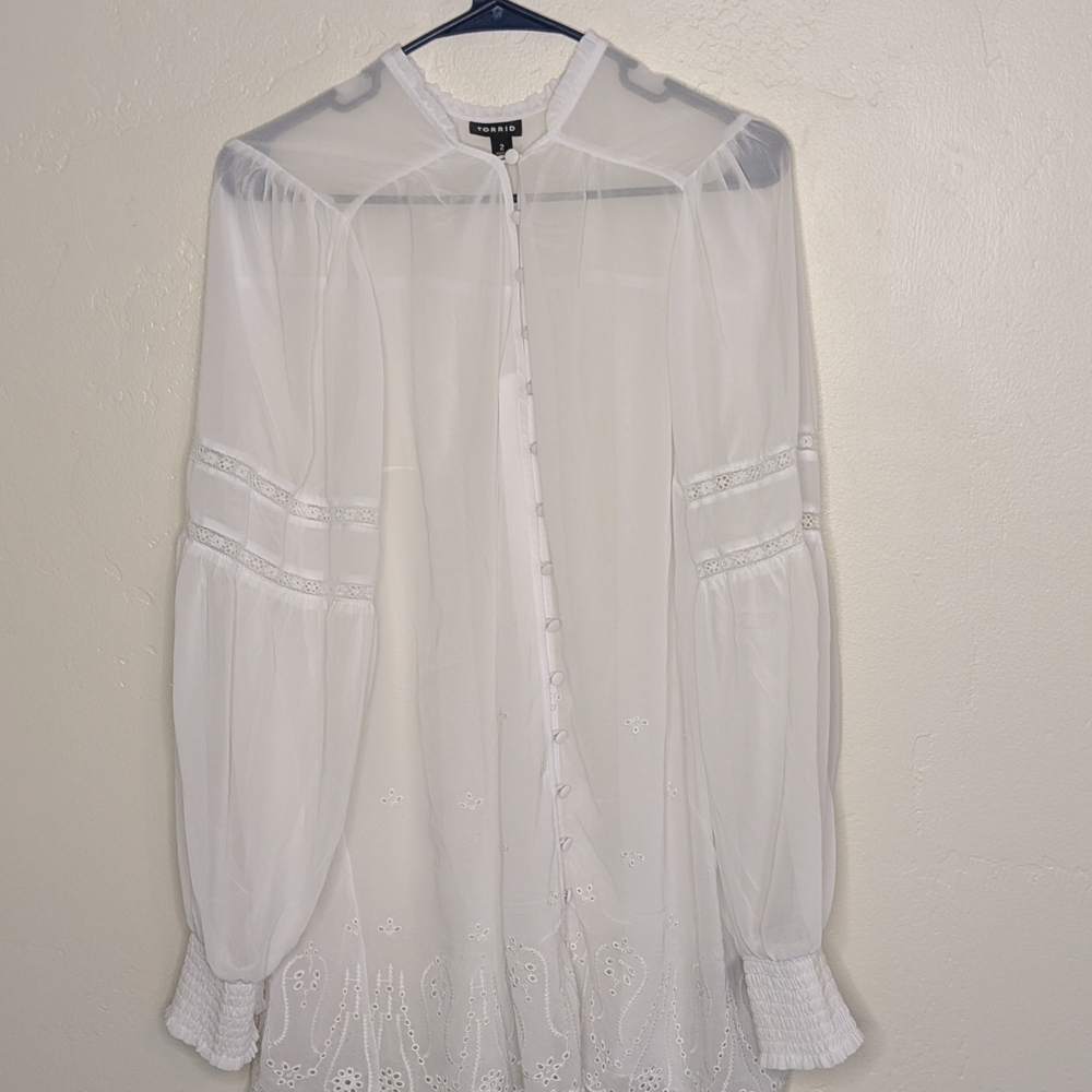 Torrid White Sheer Embroidered Blouse 2X Boho Peasant Top Cottagecore Romantic